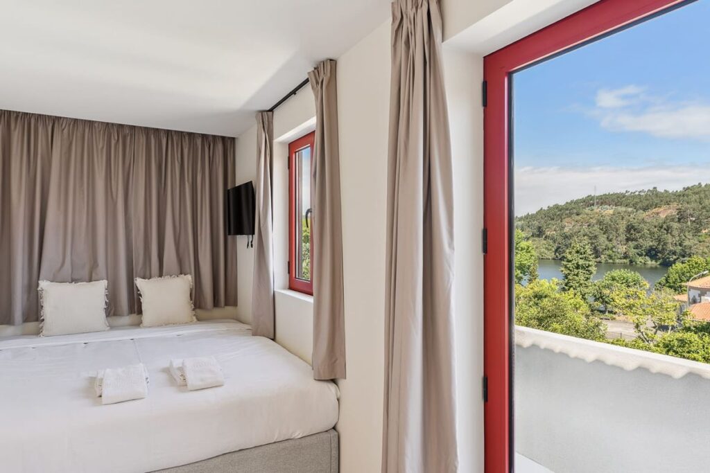 Quarto do Rio Arda com vista